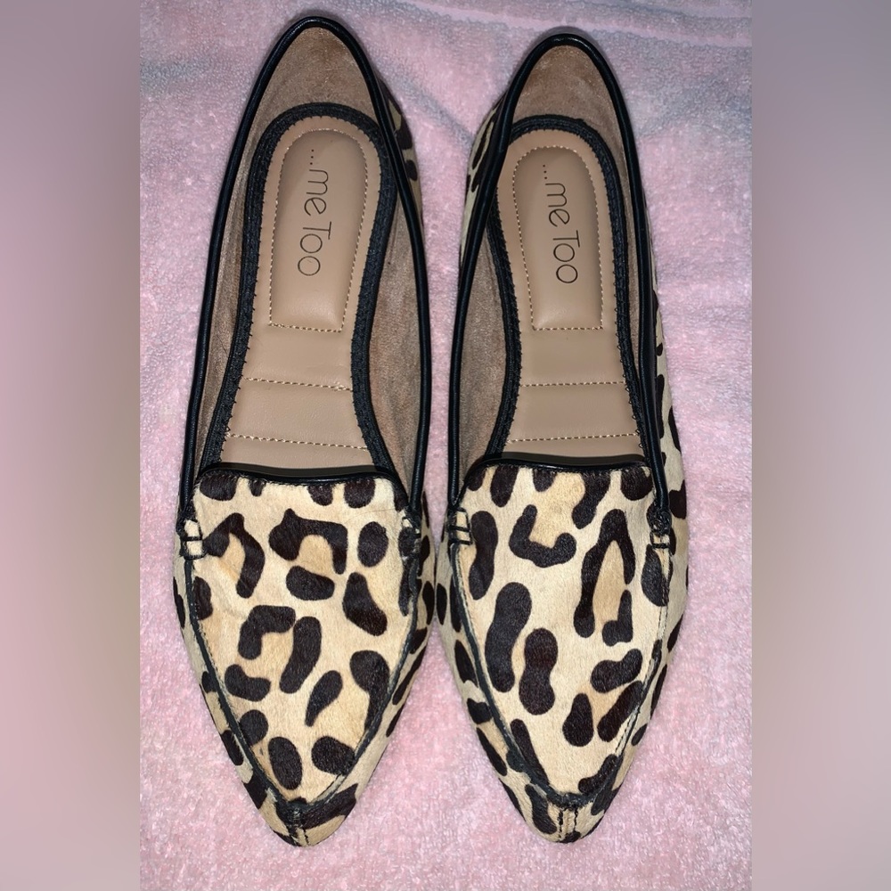 Me too brand leopard print flats